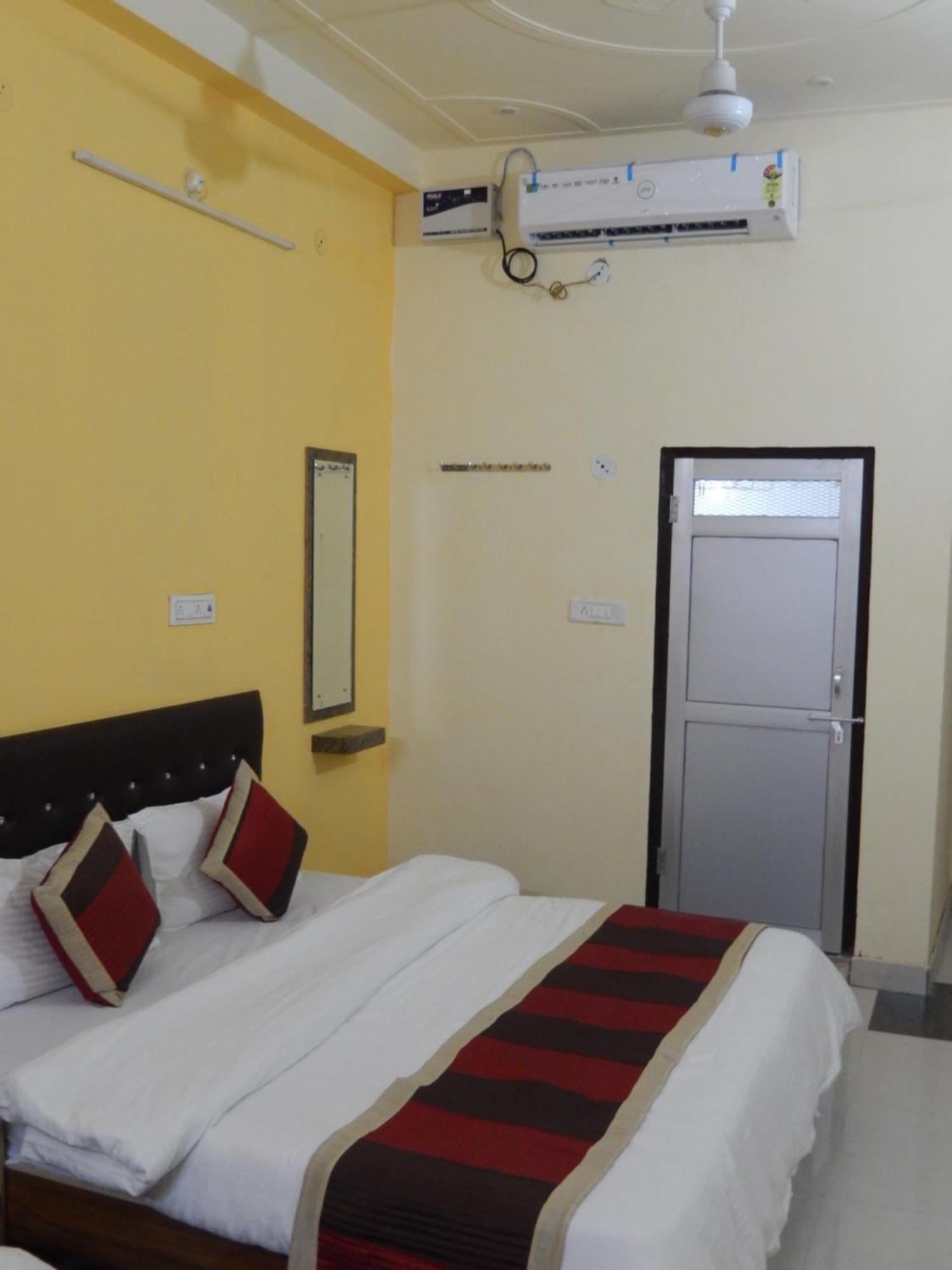 Ranthambhore Tiger Hut Sawai Madhopur Exterior photo