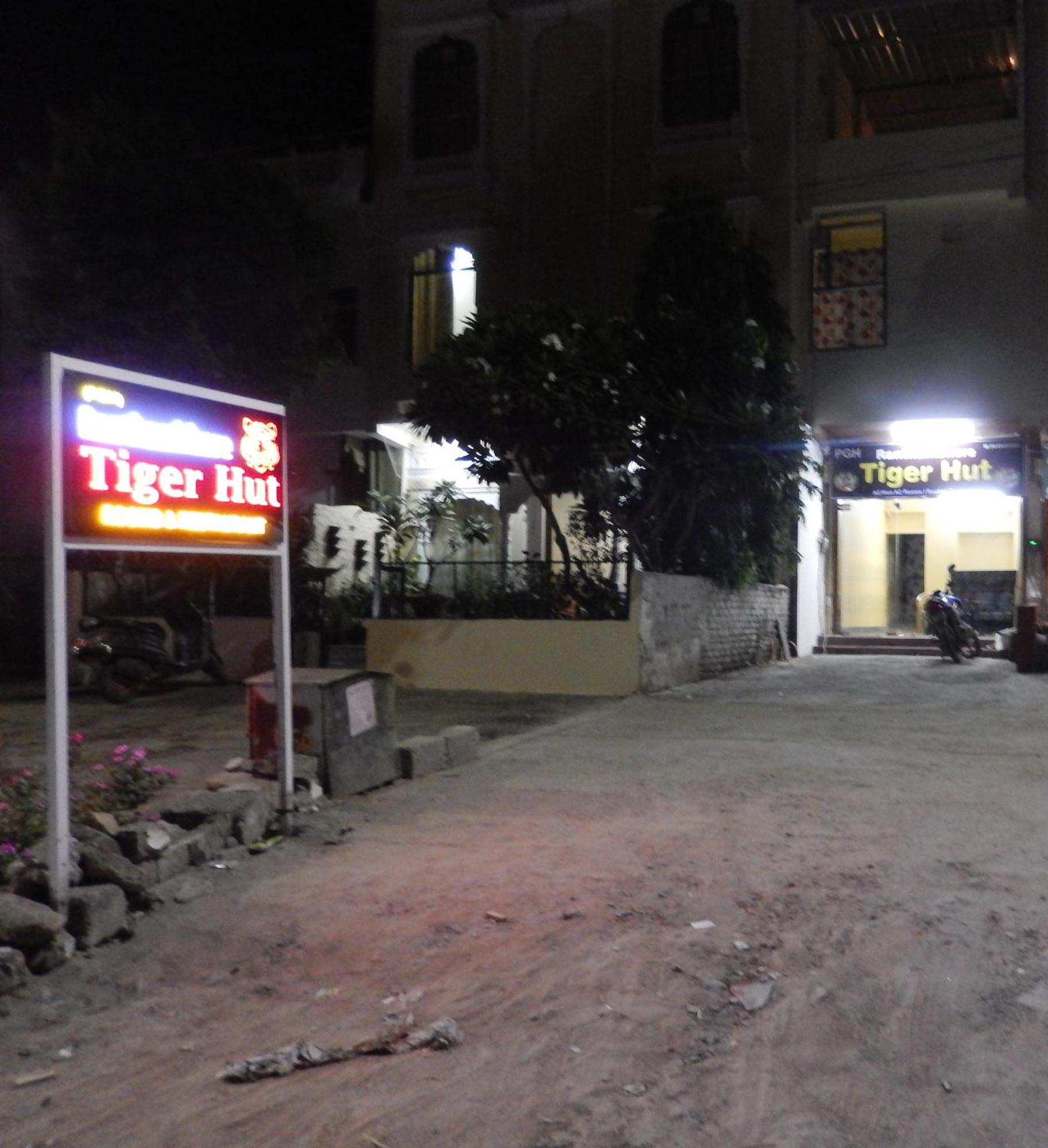 Ranthambhore Tiger Hut Sawai Madhopur Exterior photo